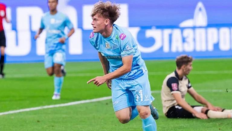 Юный возраст Вадима Шилова усложняет лечение травмы крестообразной связки