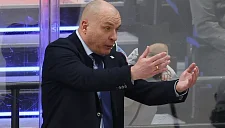 Тренер «Металлурга» назвал лед в арене «Торпедо» «дерьмом»