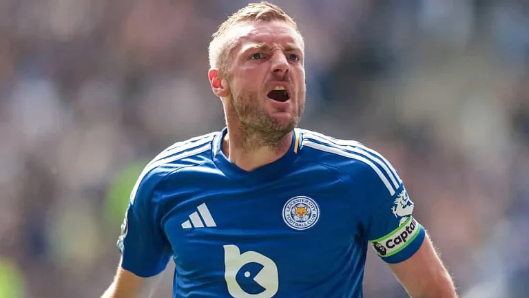 38-летний Джейми Варди стал игроком итальянского «Кремонезе»