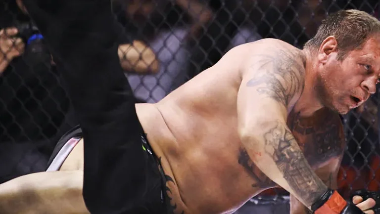 Александр Емельяненко избежал еще одной операции на позвоночнике