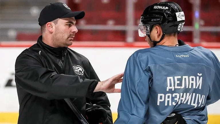 Баландин о Рише: «31-летний мальчик не должен руководить Трактором»