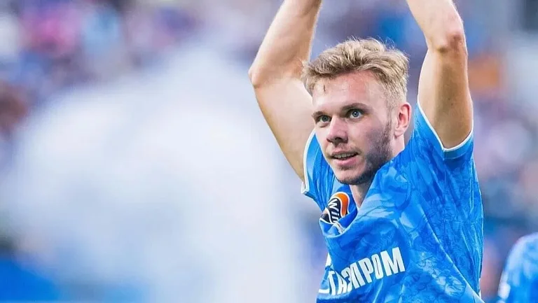 Осинькин: «Не понимаю, почему Глушенкова считают скандалистом в Зените»