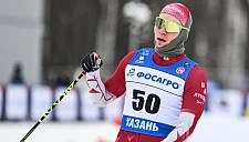 Большунов пробился в четвертьфинал спринта на этапе Кубка России