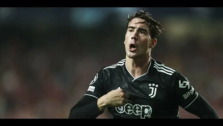 «Ювентус» обсудит будущее Влаховича: аренда или досрочное расторжение?

