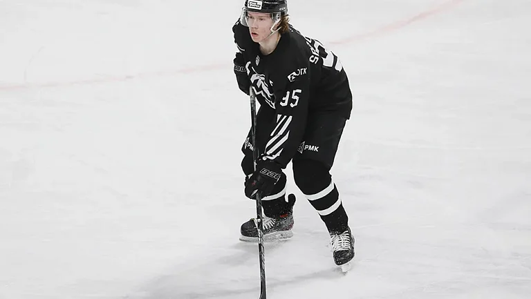 Сапожников перешел в команду «Челны»: новая страница карьеры хоккеиста