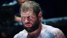 Скандальный стример Mellstroy помог Емельяненко после операции