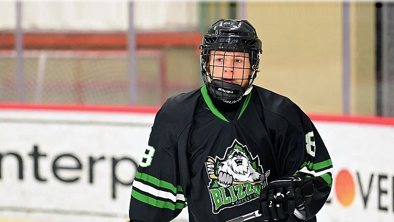 Грант Кохнен продолжит карьеру в NCAA, подписав контракт с университетом Висконсина