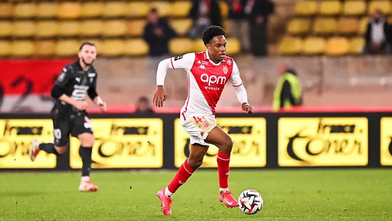 «Монако» отказал «Нанту» в аренде молодого таланта Михала