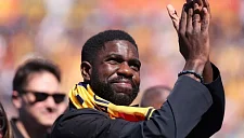 Самуэль Юмтити завершил карьеру защитника после тяжёлой борьбы с травмами