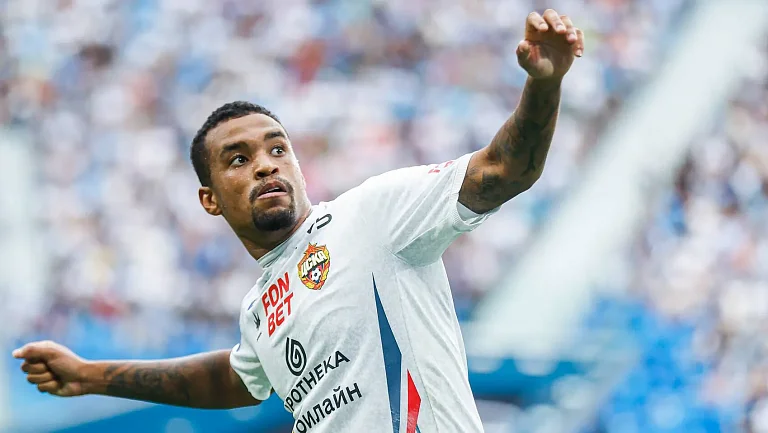 Нападающий ЦСКА борется за звание автора лучшего гола года по версии ФИФА