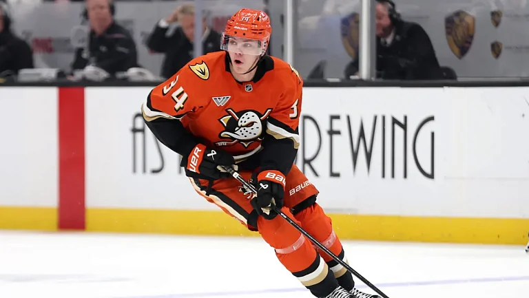 «Анахайм» Павла Минтюкова проиграл выездной матч НХЛ «Детройту»