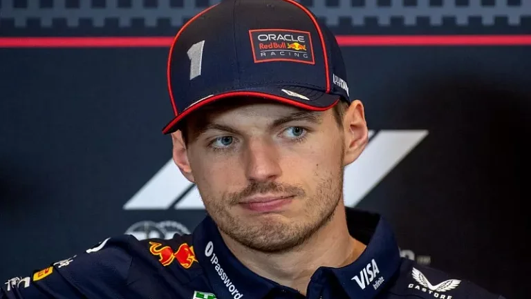 Макс Ферстаппен объяснил, как справляется с проблемами в «Ред Булл»