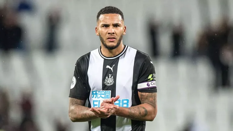 Ласселс может покинуть «Ньюкасл» в ближайшие 24 часа