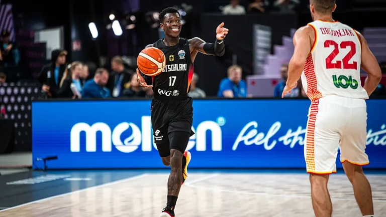 Германия разгромила Черногорию в стартовом матче Евробаскета-2025