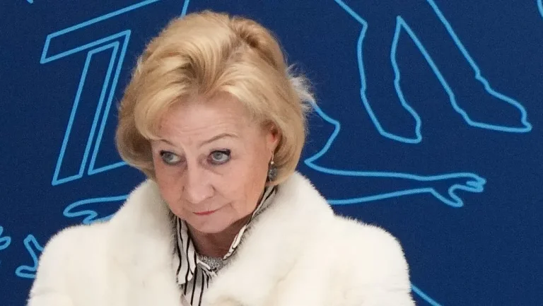 Тренер Мишина хочет оценить шансы Трусовой на чемпионате России по прыжкам