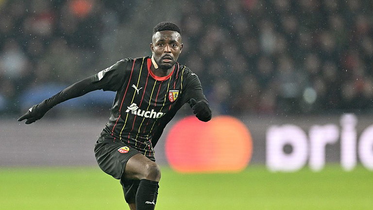 ЦСКА интересовался опорником «Ланса»