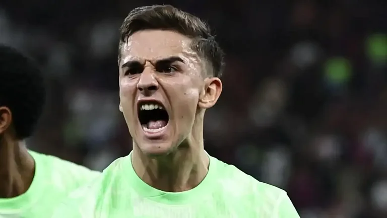 «Барселона» решила не оперировать Гави, пока не улучшится его состояние