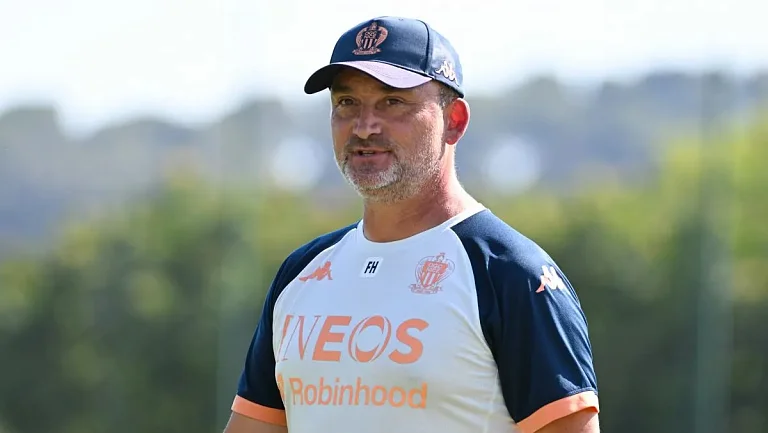 «Ницца» нацелилась на бельгийского полузащитника Ванхутте