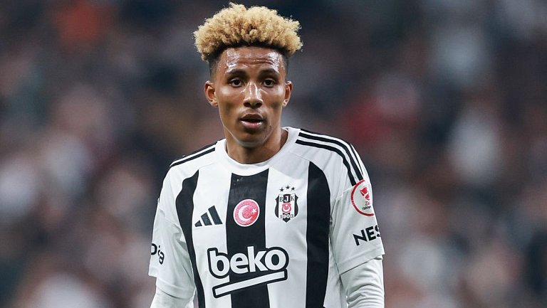 Стала известна зарплата, которую «Спартак» предлагает Жедсону Фернандешу