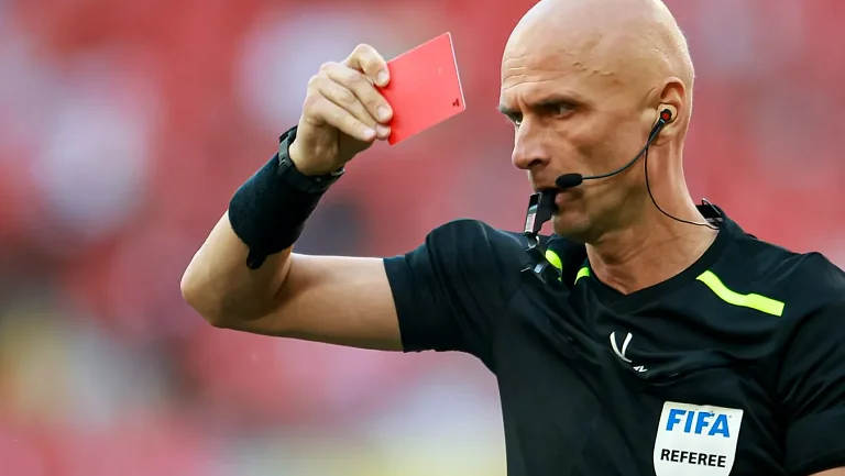 РФС назначил судейскую бригаду на дерби «Динамо» — «Локомотив»