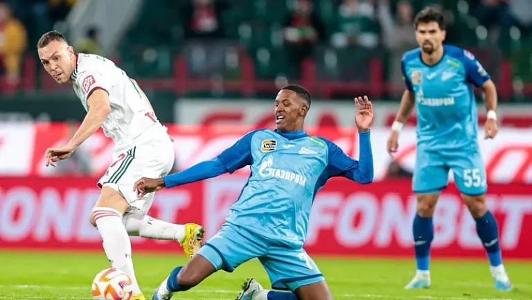 «Бешикташ» ведёт переговоры с «Зенитом» о трансфере Роберта Ренана