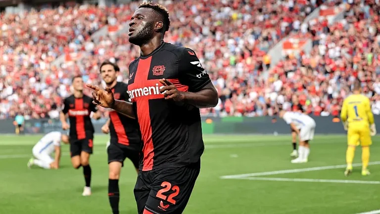 Бонифасе отреагировал на срыв перехода в «Милан»: «Вокруг одни клоуны»