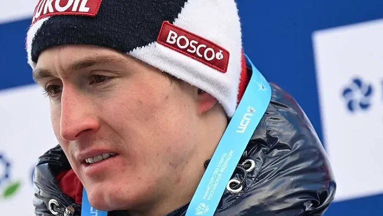 Ардашев лидирует в спринте на этапе Кубка России, Большунов — десятый