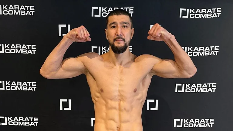 Россиянин Хамзин завоевал титул чемпиона Karate Combat в США