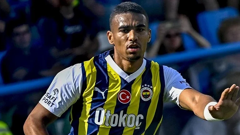 «Спартак» продолжил переговоры с «Фенербахче» по трансферу Джику