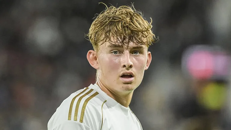 «Астон Вилла» подписывает шотландского таланта Бойда