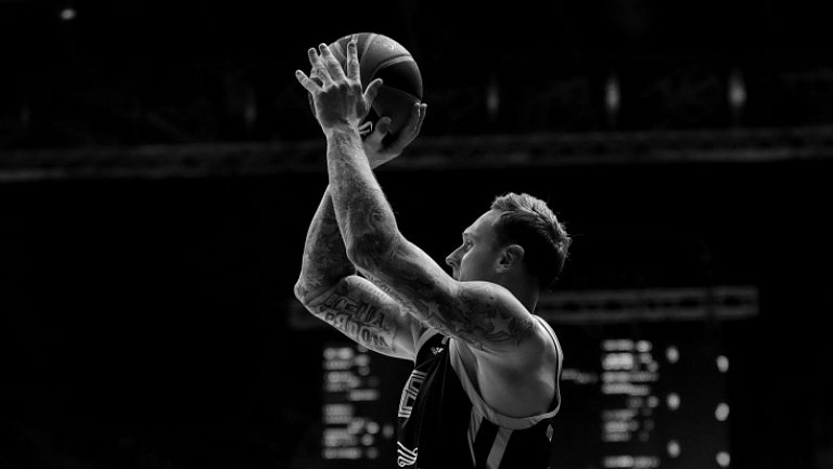 Родные Яниса Тиммы требует привлечь Седокову к ответственности по уголовному делу