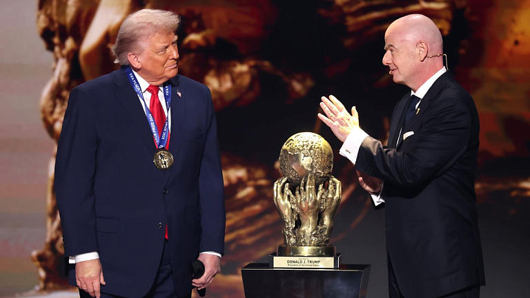 Трамп предложил переименовать американский футбол