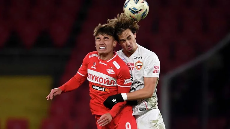 Защитник ЦСКА Лукин получил сотрясение мозга в матче со «Спартаком»