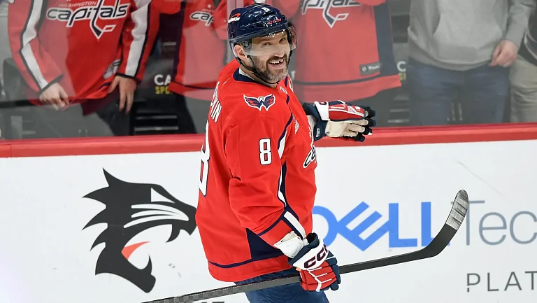 Гол Овечкина помог «Вашингтону» разгромить «Чикаго»