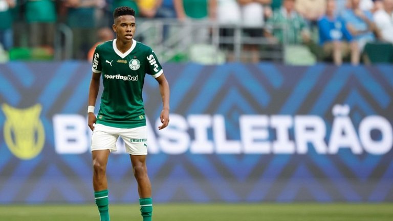 Тренер «Палмейраса» осудил прессу за критику Эстевана