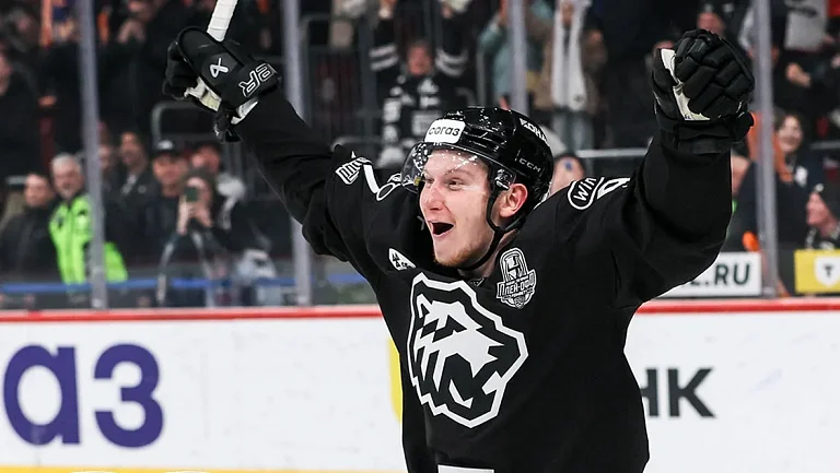 Глотов — о контрактах в КХЛ: «Можно хоть 14 триллионов прописать — толку мало»