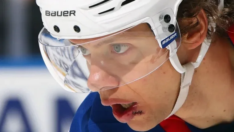 Российский нападающий Панарин стал второй звездой игрового дня в НХЛ