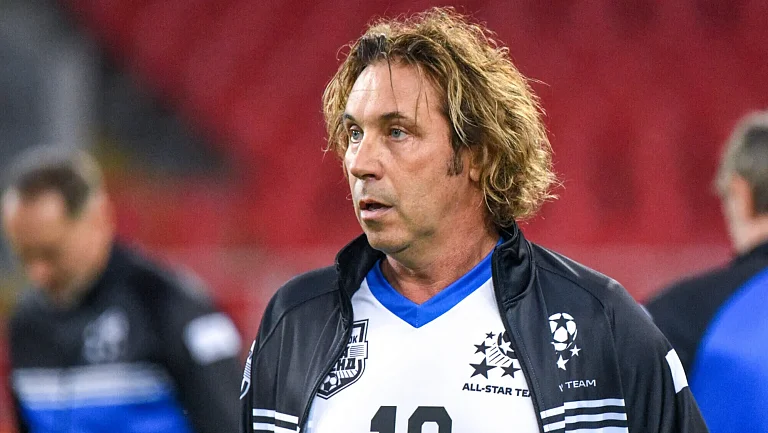 Мостовой высказался о нефутбольных людях: «Не позволю им чморить меня»
