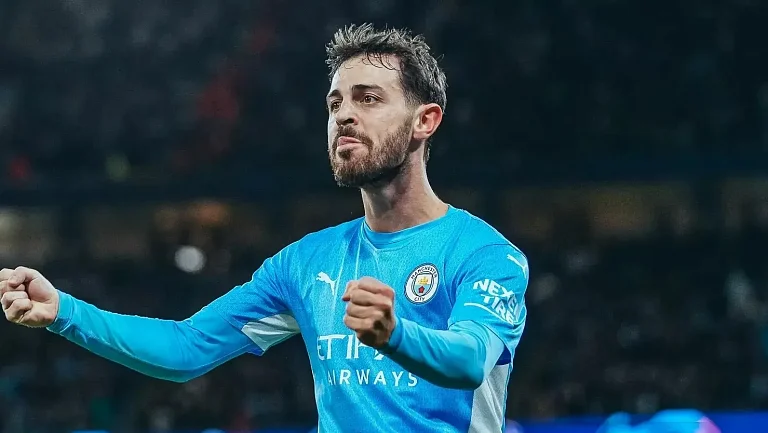 В «Бенфике» заявили, что у Бернарду Силвы уже готов контракт на возвращение в клуб