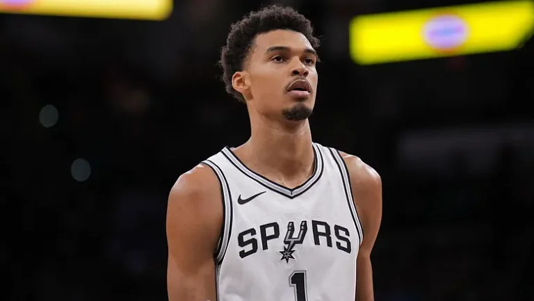 Виктор Вембаньяма побил рекорд НБА на старте сезона 2025/26