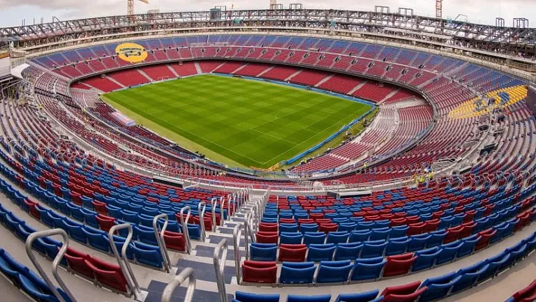 «Spotify Камп Ноу» впервые за 894 дня примет болельщиков «Барсы»