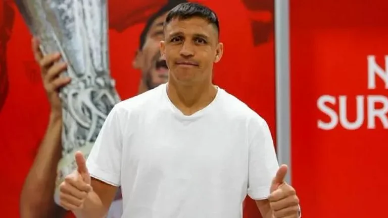 Алексис Санчес успешно дебютировал за «Севилью»