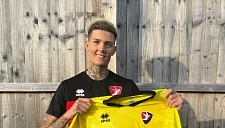 Шарлотта Хейнс присоединилась к «Челтнем Таун» из «Суонси Сити»