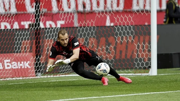 Кафанов вступился за вратаря «Спартака» Максименко