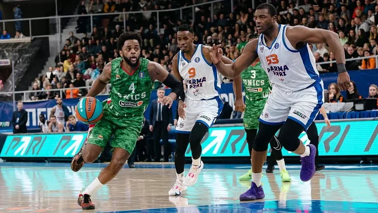 УНИКС победил «Бетсити Парму» в полуфинале Кубка Кондрашина и Белова