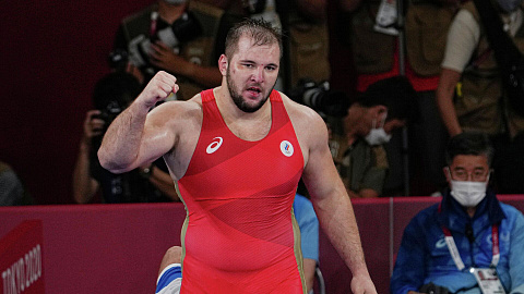 Российский борец вольного стиля Сергей Семенов выиграл чемпионат Европы